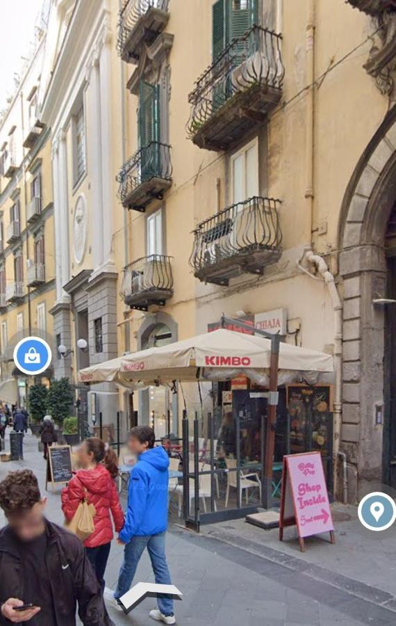Nel Salotto Di * Naples